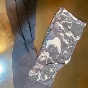 Alo leggings as is, pilling